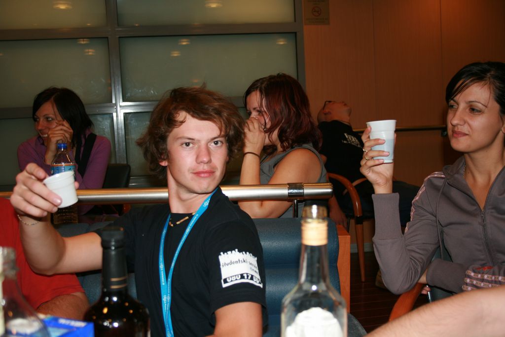 i/Kranj/Absolvent08/01-PotTja/absolvent 1125.jpg